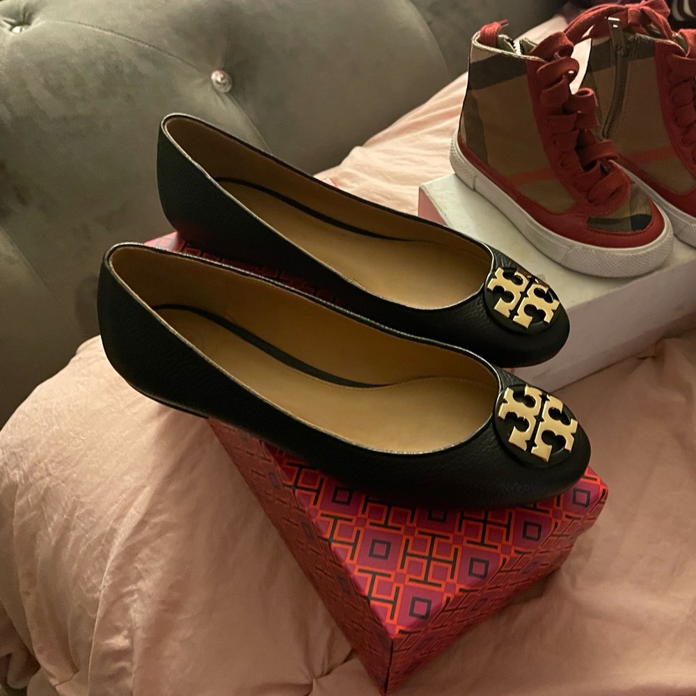 Tory Burch flats